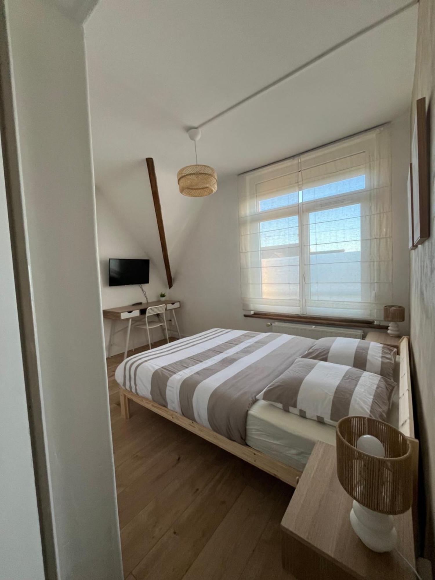 Jolie Maison De Coron Lens Ngoại thất bức ảnh